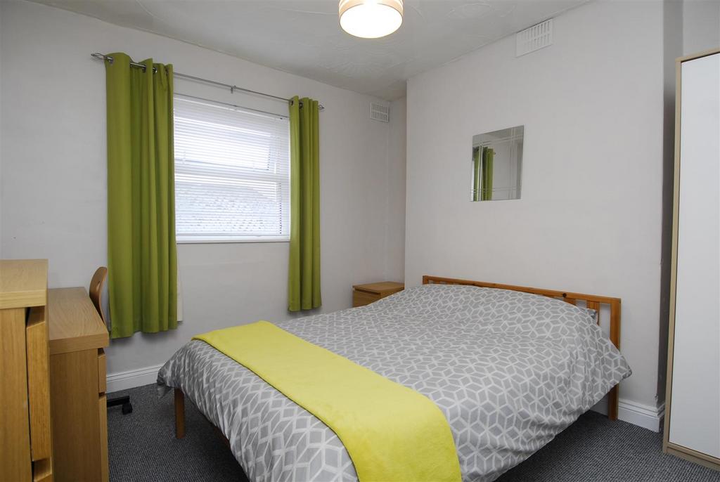 2 Wellington St R4008.JPG