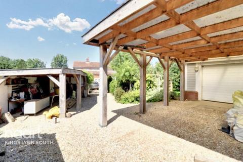 6 bedroom detached house for sale, Station Road, East Rudham