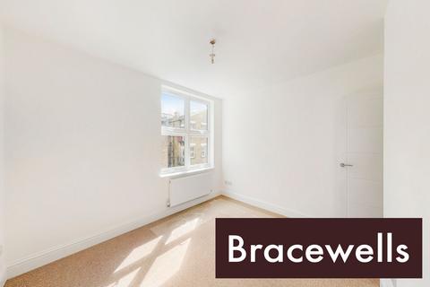 2 bedroom apartment to rent, Middle Lane, London N8