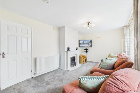 3 bedroom semi-detached house for sale, Collingwood Avenue, Rugby CV22