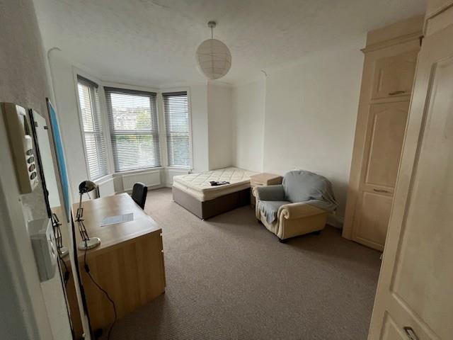 3 kingsley room.jpg