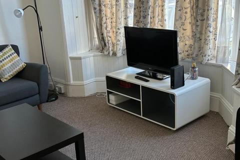 6 bedroom terraced house to rent, North Road East, Plymouth PL4