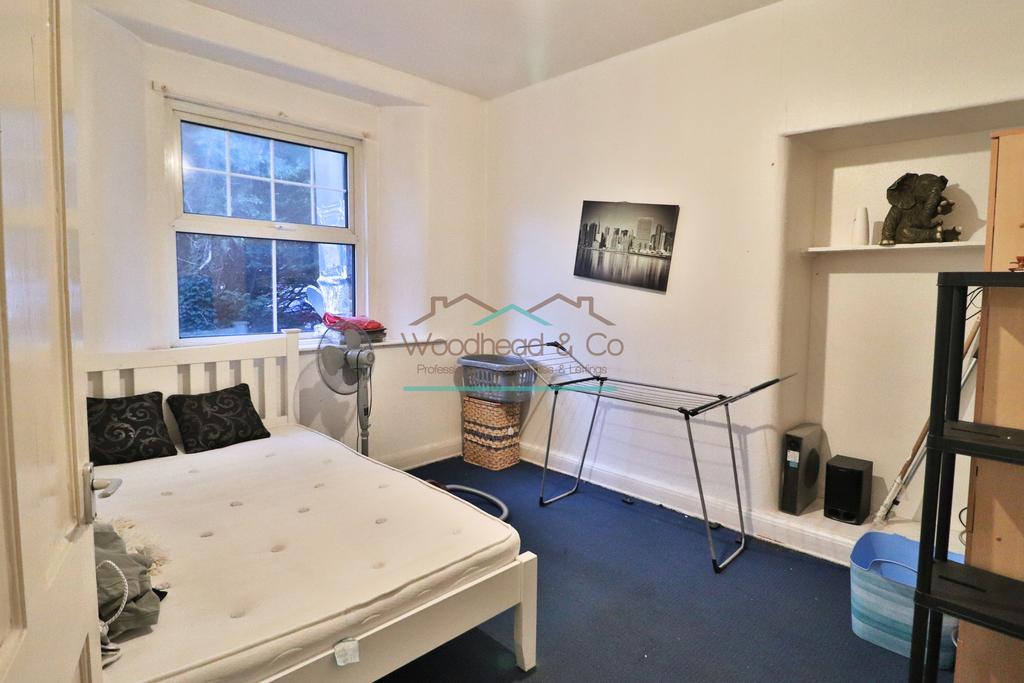 Swanspool Bedroom2