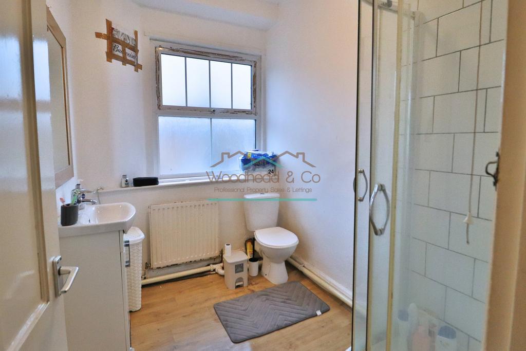 Swanspool Bathroom