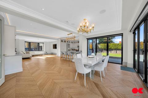 undefined, Freeman Way, Hornchurch RM11
