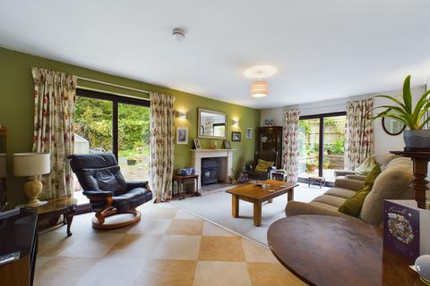 2 bedroom house to rent, Riverside Close, Charlton Kings, Cheltenham, GL52