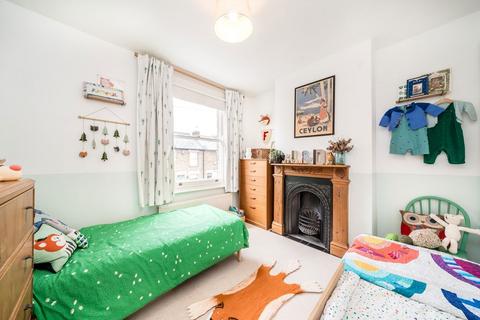 undefined, Napier Road, Old Isleworth TW7