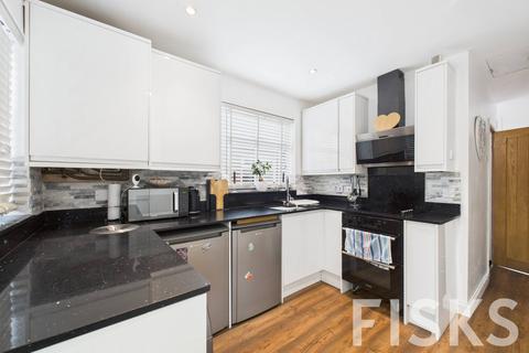 2 bedroom semi-detached bungalow for sale, Church Road, Benfleet, SS7