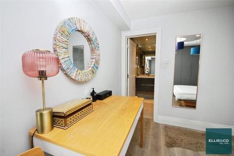 2 bedroom apartment for sale, Woodlands, Golders Green, NW11