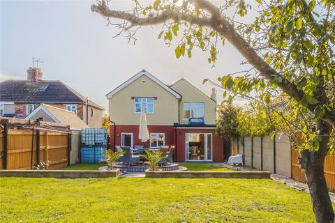 4 bedroom detached house for sale, Oxford Road, Wiltshire SN3