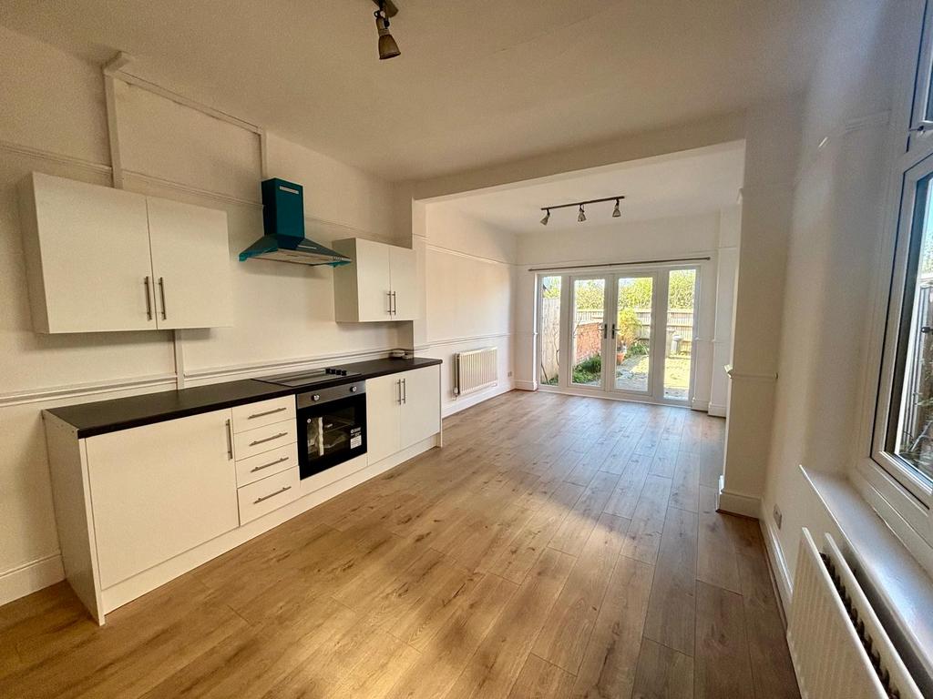 3 bed terraced house to rent Ruskin Road, Crewe C