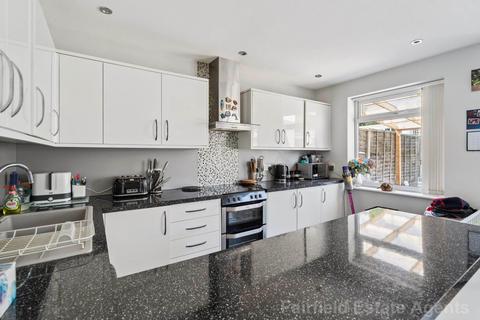 undefined, Penrose Avenue, Carpenders Park