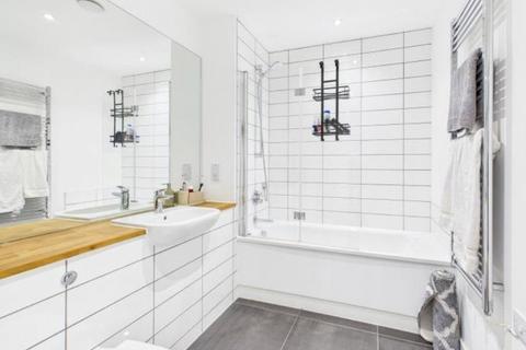 1 bedroom property to rent, Oval Road, Jamestown Road, NW1