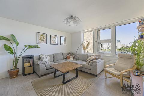 2 bedroom flat for sale, Odessa Street, Canada Water, SE16