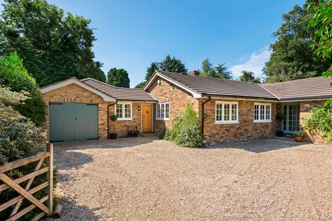 undefined, Northfield Avenue, Lower Shiplake RG9