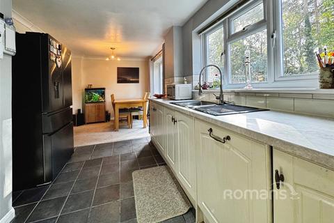 4 bedroom detached house for sale, Peggotty Place, Owlsmoor, Sandhurst