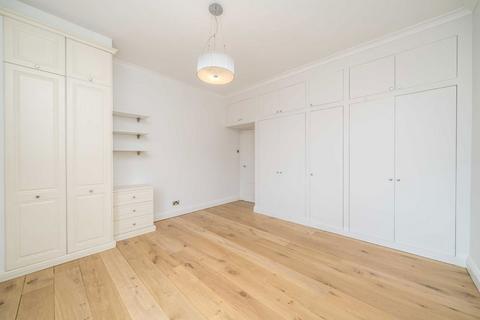 2 bedroom flat to rent, Fulham Road, London SW3