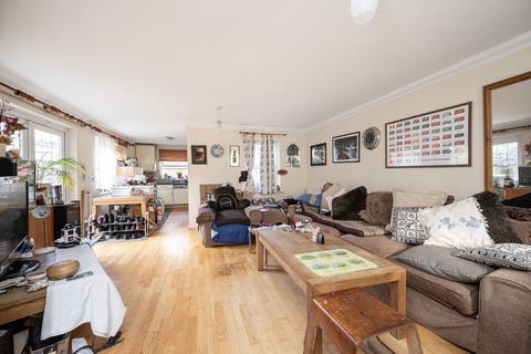 41 Brodia Road, London, N16 0ES