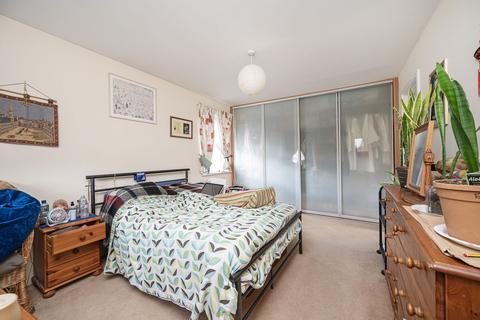 41 Brodia Road, London, N16 0ES