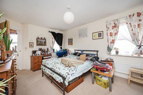 41 Brodia Road, London, N16 0ES