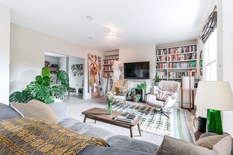 2 bedroom flat to rent, Hammersmith Grove, Brackenbury Village, London, W6