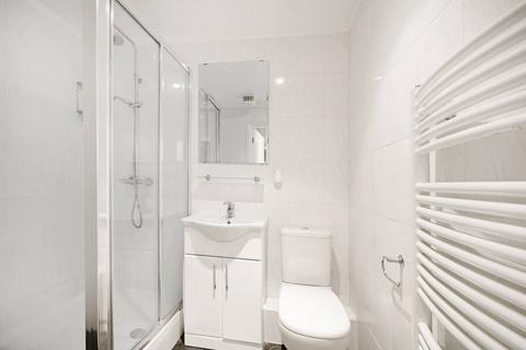 1 bedroom flat for sale, Rookery Way, Colindale, London, NW9