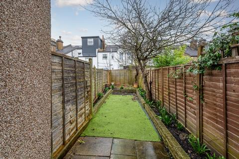 1 bedroom flat to rent, DANBROOK ROAD, Streatham Common, London, SW16
