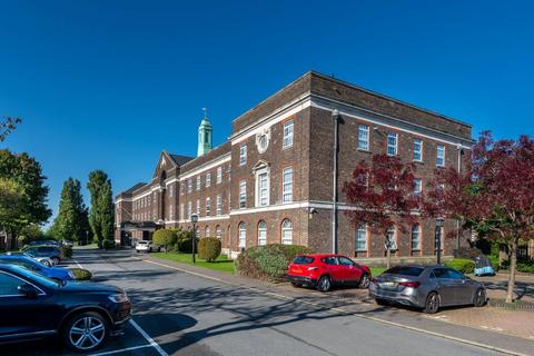 2 bedroom flat to rent, Brook Road, Gladstone Park, London, NW2