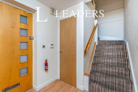 undefined, Apartment 7 1875 Bakers Court, Steam Mill Street, CH3