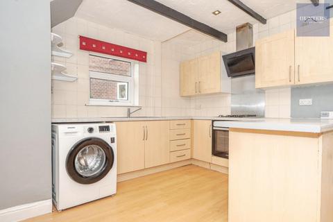 3 bedroom semi-detached house for sale, Leeds & Bradford Road, Leeds