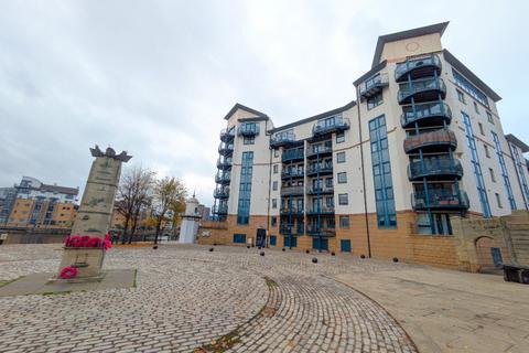 Ocean Drive, The Shore, Edinburgh, EH6
