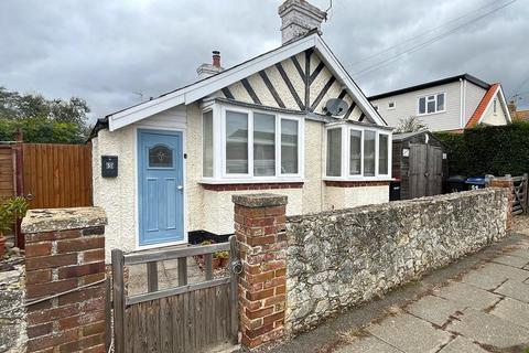 2 bedroom detached bungalow for sale, Sunnyhill Road, Herne Bay, CT6 8LU