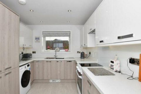 2 bedroom flat for sale, Beacon Hill, Herne Bay