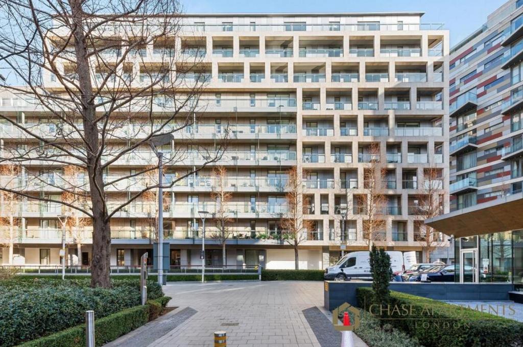 Moore House- 2-Gatliff-Road-London-SW1 W-8 DT