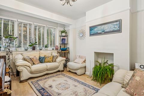 3 bedroom semi-detached house for sale, Chilmark Road, London, SW16