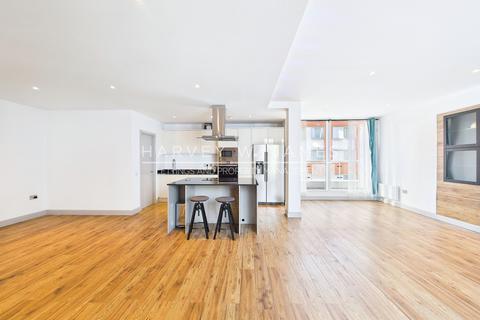 2 bedroom apartment to rent, Blackwall Way, Corona Building, E14