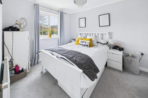 undefined, Heol Llinos, Thornhill, Cardiff. CF14