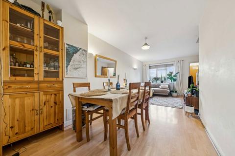 undefined, Bradshaw Close, Wimbledon