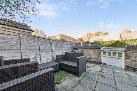 undefined, Bradshaw Close, Wimbledon