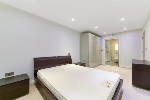 2 bedroom flat to rent, Holman Road, Battersea, London, SW11