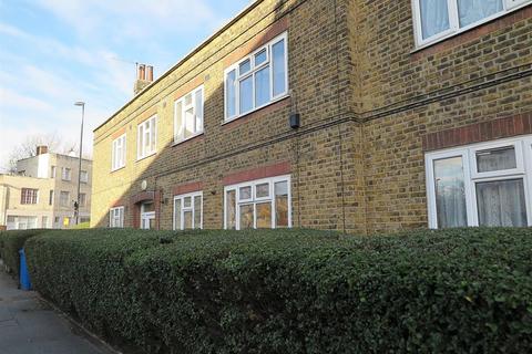 3 bedroom apartment to rent, Bestwood Street, Deptford, SE8