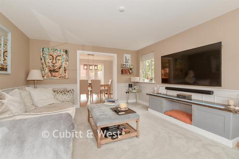 4 bedroom detached house for sale, Mead Lane, Crawley Down, West Sussex