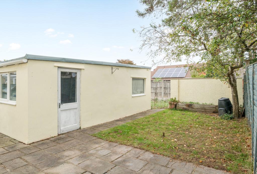 Garage/Garden