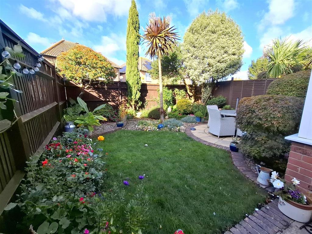 Garden 2.jpg