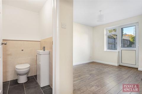 3 bedroom house to rent, Cromwell Road, Kidlington