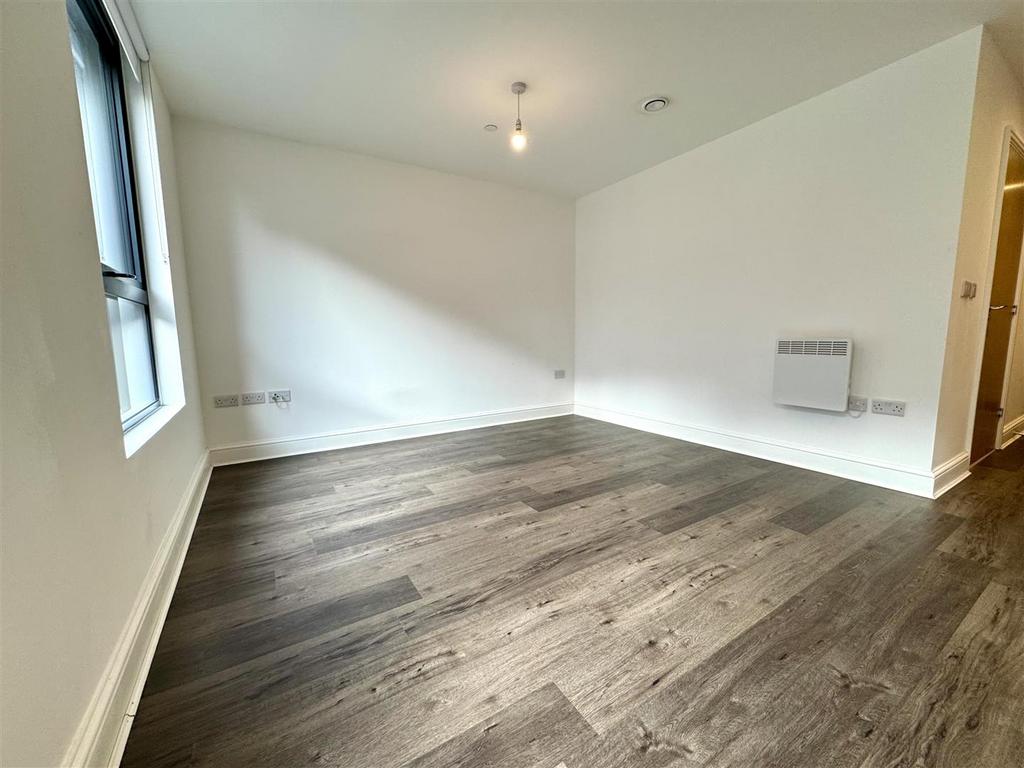 Living Room 2.jpeg
