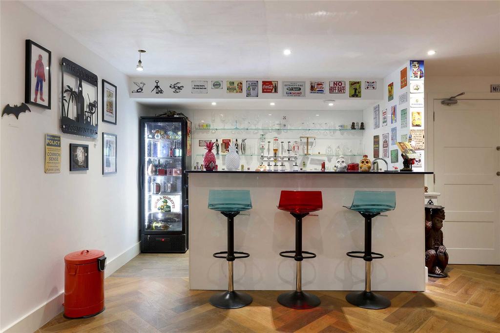 Entertainment Room