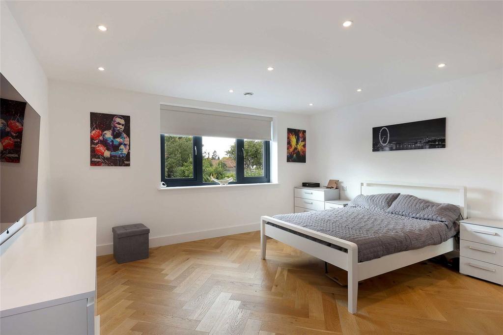 Principal Bedroom