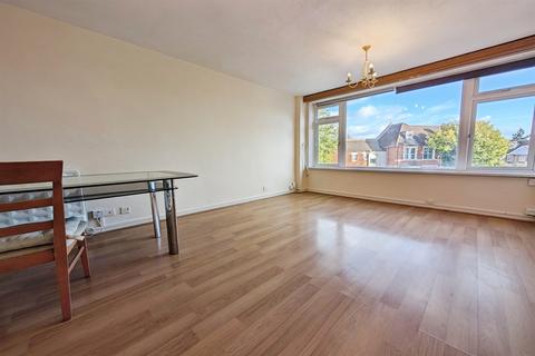 undefined, Southampton SO15