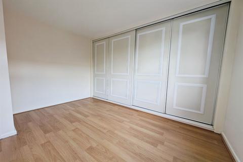 undefined, Southampton SO15